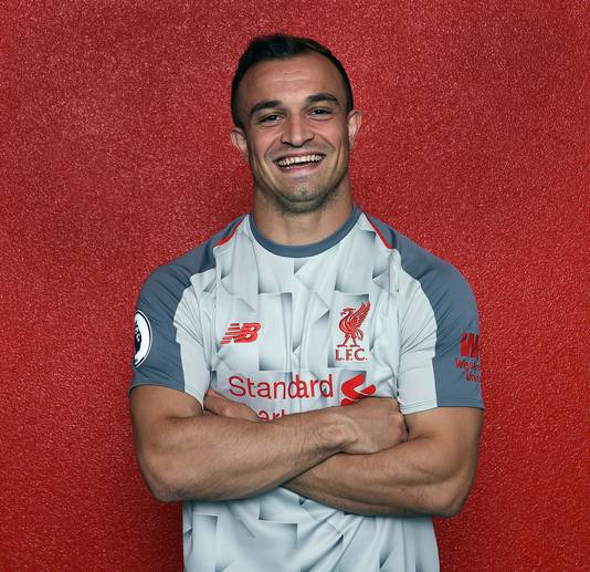 Xherdan Shaqiri in het derde tenue van Liverpool.