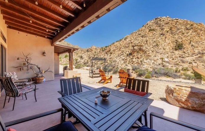 Amber Heard - Yucca Valley Home