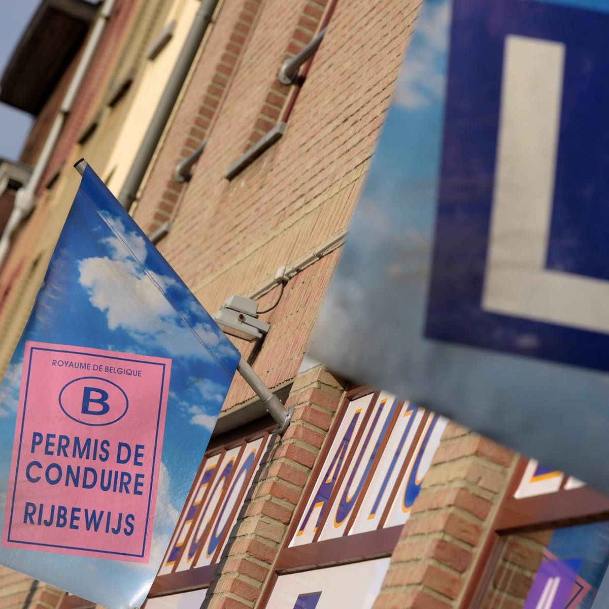 Wat Is Het Terugkommoment Rijbewijs B? - Rijschool In De Buurt - Inschrijven Terugkommoment Rijbewijs B - DriveSafeAcademy.be thumbnail