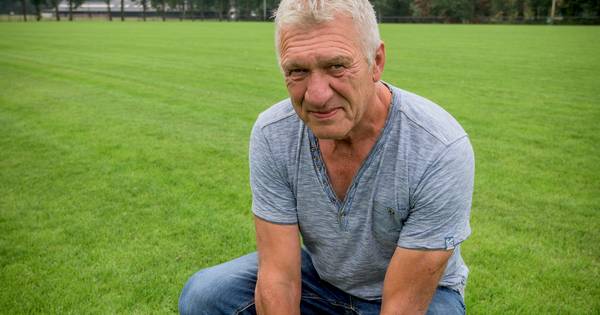 Keihard werken voor groene matten in Hof van Twente