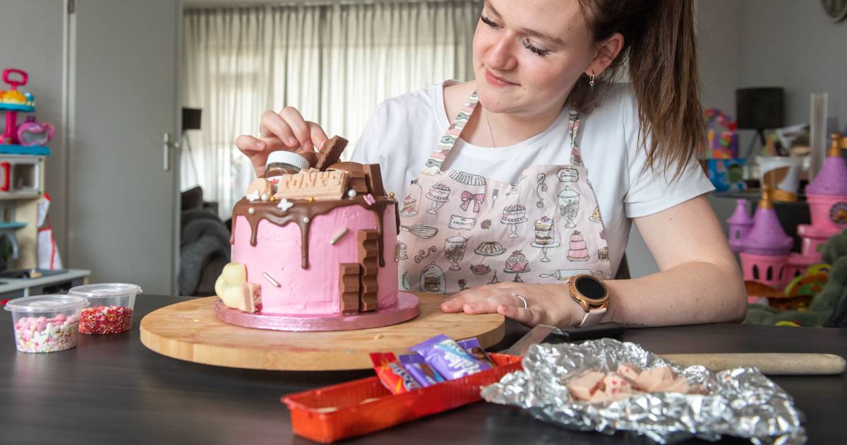 Thuisbakkers Lilian En Jill Maakten Van Hun Hobby Een Bedrijfje Persoonlijke Taart Is Veel Leuker Dan Eentje Uit De Winkel Bergen Op Zoom Bndestem Nl