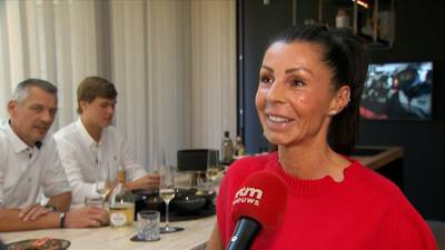 Sophie Kumpen, de Belgische mama van Verstappen, over chaotische momenten na race: “Zelfs Max wist het even niet”