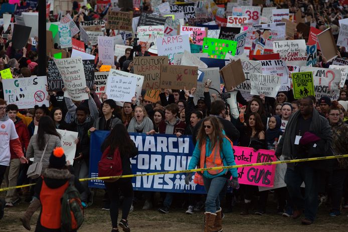 Deelnemers aan de mars 'March for our Lives' in Boston, Massachusetts.