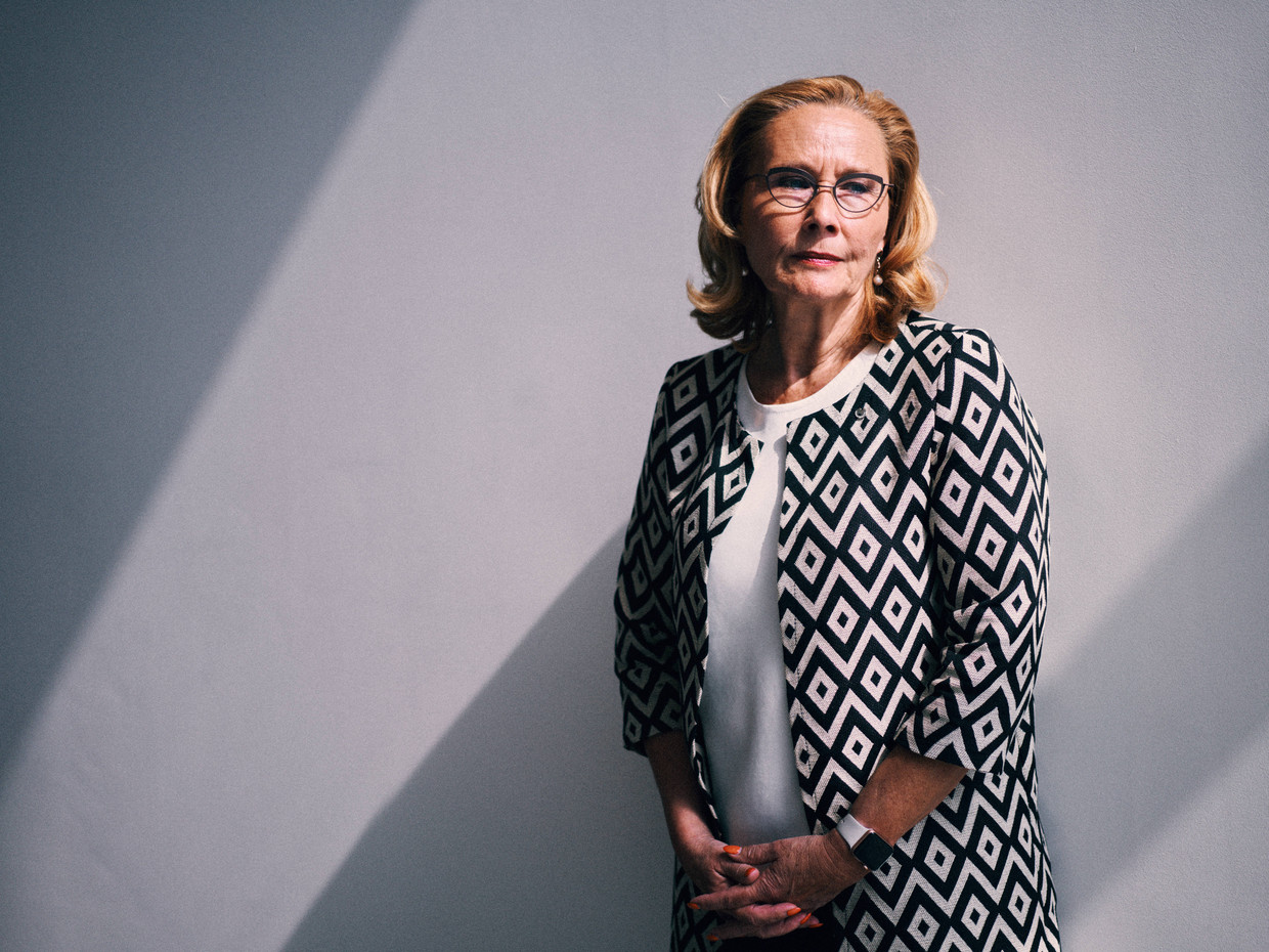 Claire Tillekaerts: ‘Van het glazen plafond heb ik zelf nooit last ­gehad. Met ongepaste gedragingen heb ik dan weer wel te maken gehad.’ Beeld Thomas Sweertvaegher