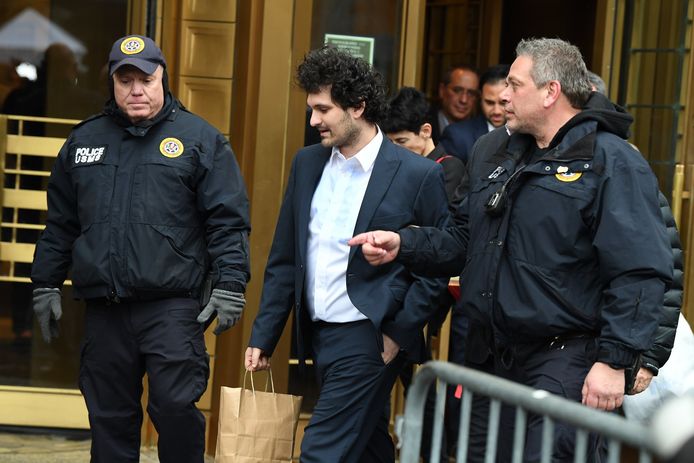 Sam Bankman-Fried van de failliete cryptobeurs FTX bij de federale rechtbank in New York. (02/12/22)