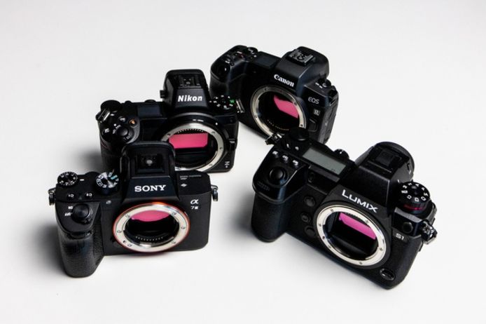 De betere systeemcamera's van Nikon, Canon, Sony en Panasonic.