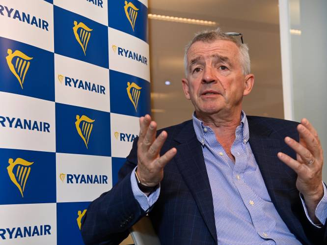 Ryanair-topman zou “graag” migranten naar Rwanda deporteren