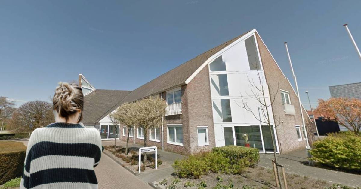 Plan 40 appartementen in voormalig gemeentehuis Numansdorp Hoeksche Waard AD.nl