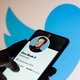 Twitter schrapt blauwe vinkjes van beroemdheden: hoe weet je nu welk account echt is?