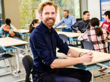 Onderwijsminister sluit smartphoneverbod in de klas niet langer uit 
