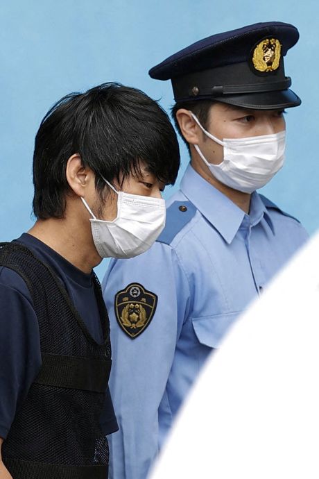 Le suspect de l'assassinat de Shinzo Abe inculpé