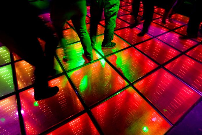 Traditionele disco's verliezen het van modernere horeca-zaken die zowel een dj hebben staan als ook food en  dining aanbieden.. ANP PHOTO ROBIN UTRECHT