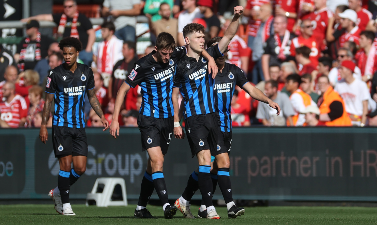 Club 2000 Review – Stakelogic's Casino Game voor Nederlandse Spelers