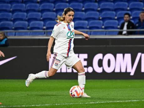Haar gevoel laat Daniëlle van de Donk ook bij Olympique Lyon niet in de steek
