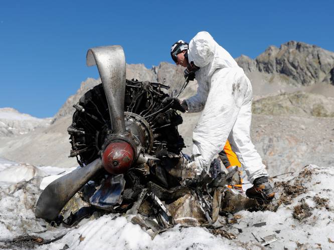 Vliegtuigwrak op Zwitserse gletsjer na 72 jaar geborgen