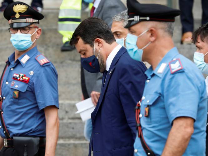 Italiaanse oppositieleider Salvini voor rechter wegens vasthouden migranten, rechter wil ook premier Conte horen