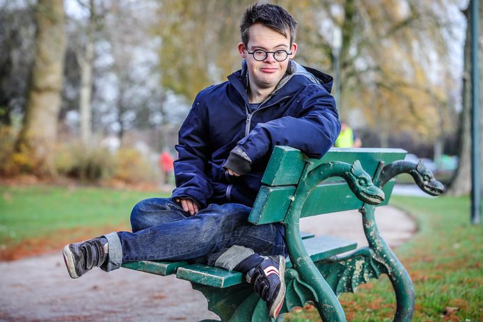 Tane (19) haalde als eerste verkiezingskandidaat met Down meteen 460 stemmen: "Ooit word ik ...