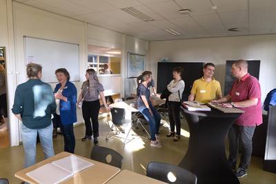 Eind aan 64 jaar middelbaar onderwijs in Dinxperlo: een laatste ‘ajuus’ in Schaersvoorde