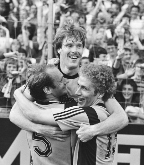 Mysterie rond het recorddoelpunt van Koos Waslander uit 1982: ‘Ik heb destijds geen camera’s gezien’