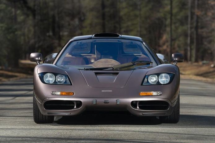 McLaren F1.