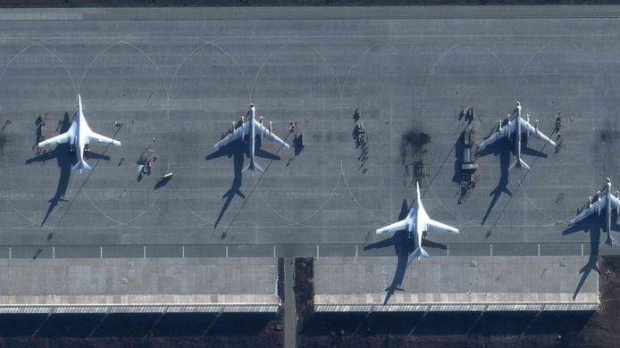 Drone-aanval op Russische luchthaven.