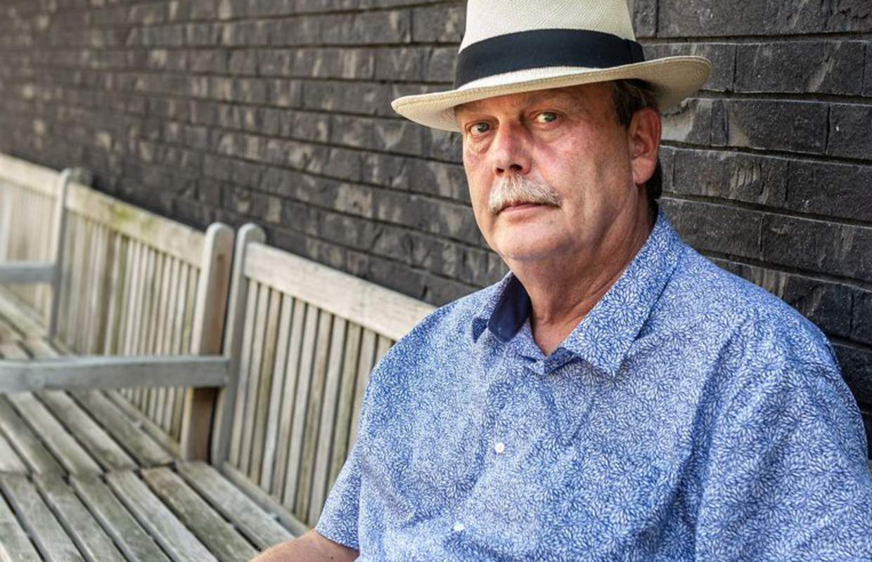 Randy Knol, de vader van Ximena Knol - een 19-jarig meisje dat overleed door het zelfmoordpoeder. Beeld Koen Verheijden