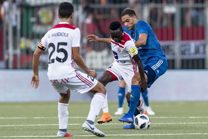 Sofyan Amrabat in de met Feyenoord zwaar verloren voorrondepartij in Trencin voor de Europa League.