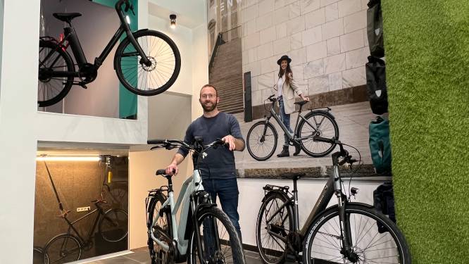 Gaël Sempels (38) opent winkel met elektrische stadsfietsen: “Je kan een fiets samenstellen die perfect bij je past”
