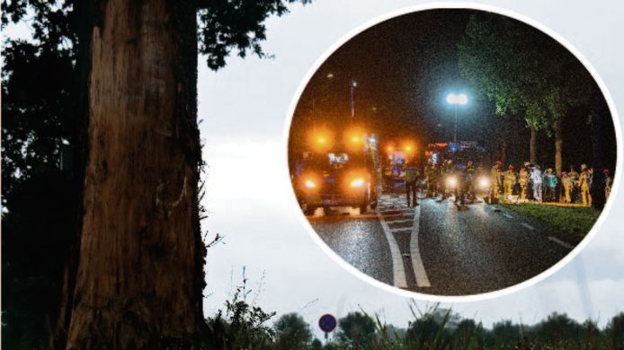 Eenzijdig ongeluk Broekland, vijf gewonden
foto Diego Kemps/Rens Hulman