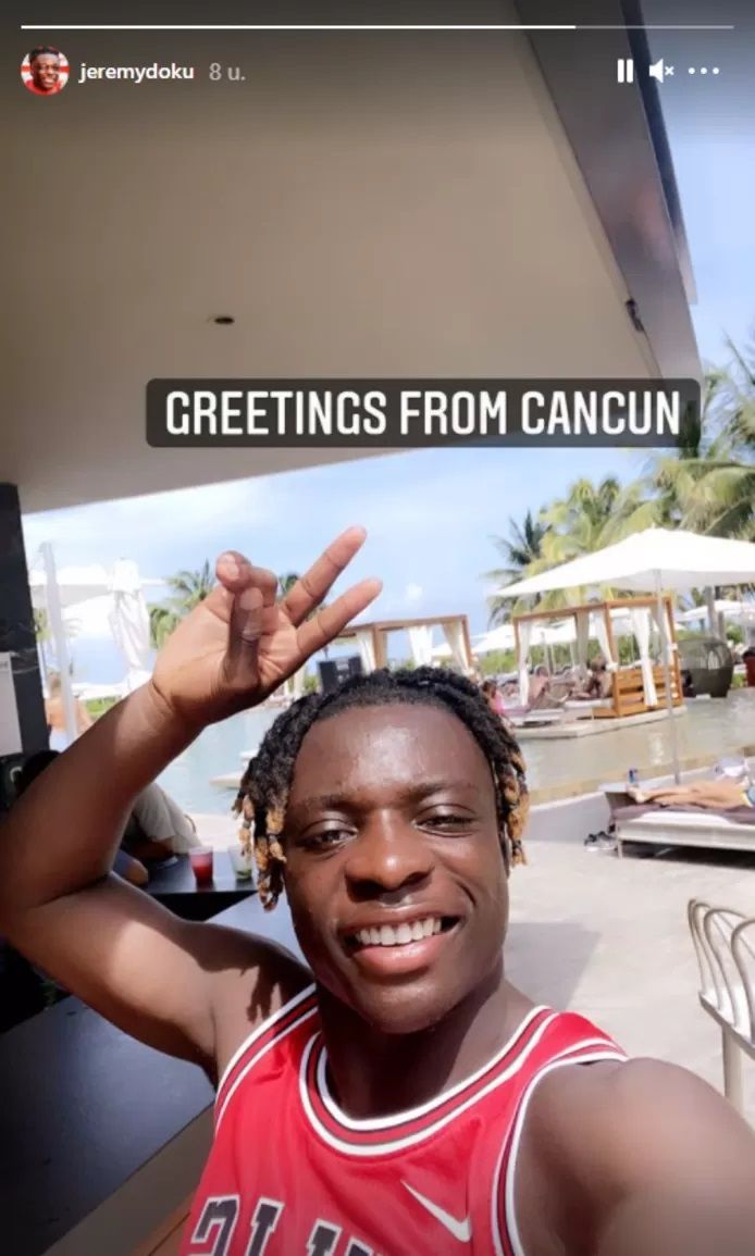 Doku décompresse à Cancun, au Mexique.