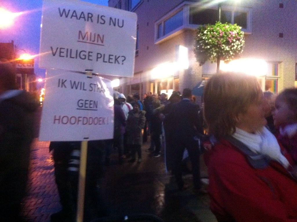Protest in Steenbergen tegen komst azc.