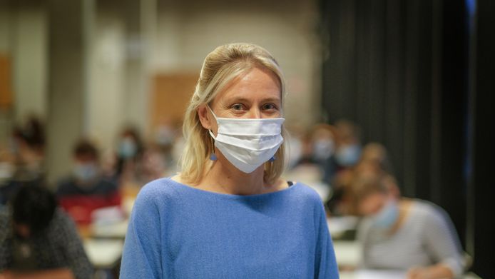 algemeen directeur Elke Vandekerckhove van het Guldensporencollege