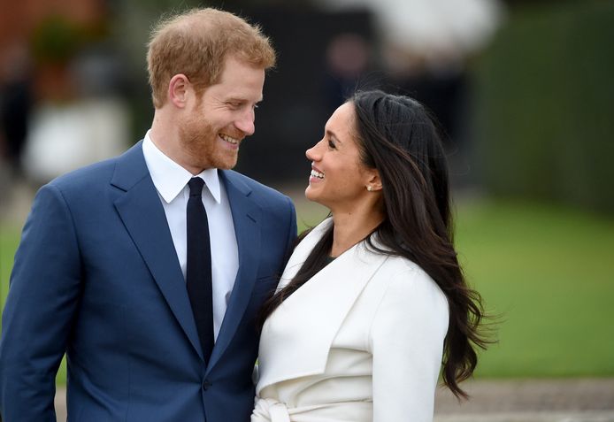 Prins Harry en Meghan Markle bij de officiële aankondiging van hun verloving.