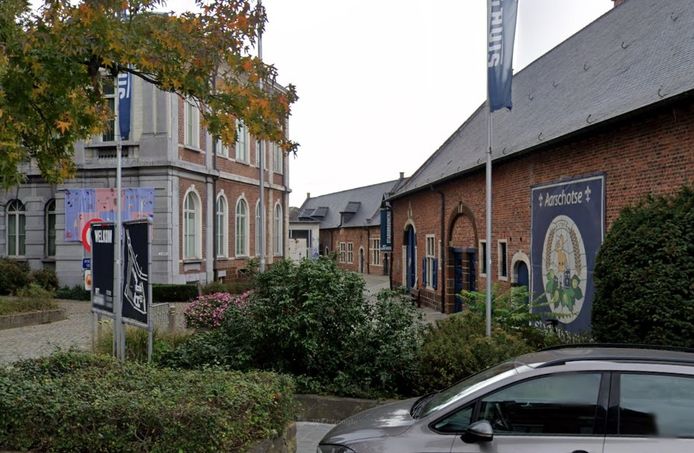 De stadsbrouwerij ligt wat verscholen op de site van CC Het Gasthuis.