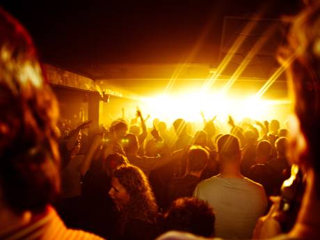 Dansen tot middernacht en dan fris op? Zo werkt het niet, zegt dancescene: ‘Nacht zal nooit verdwijnen’