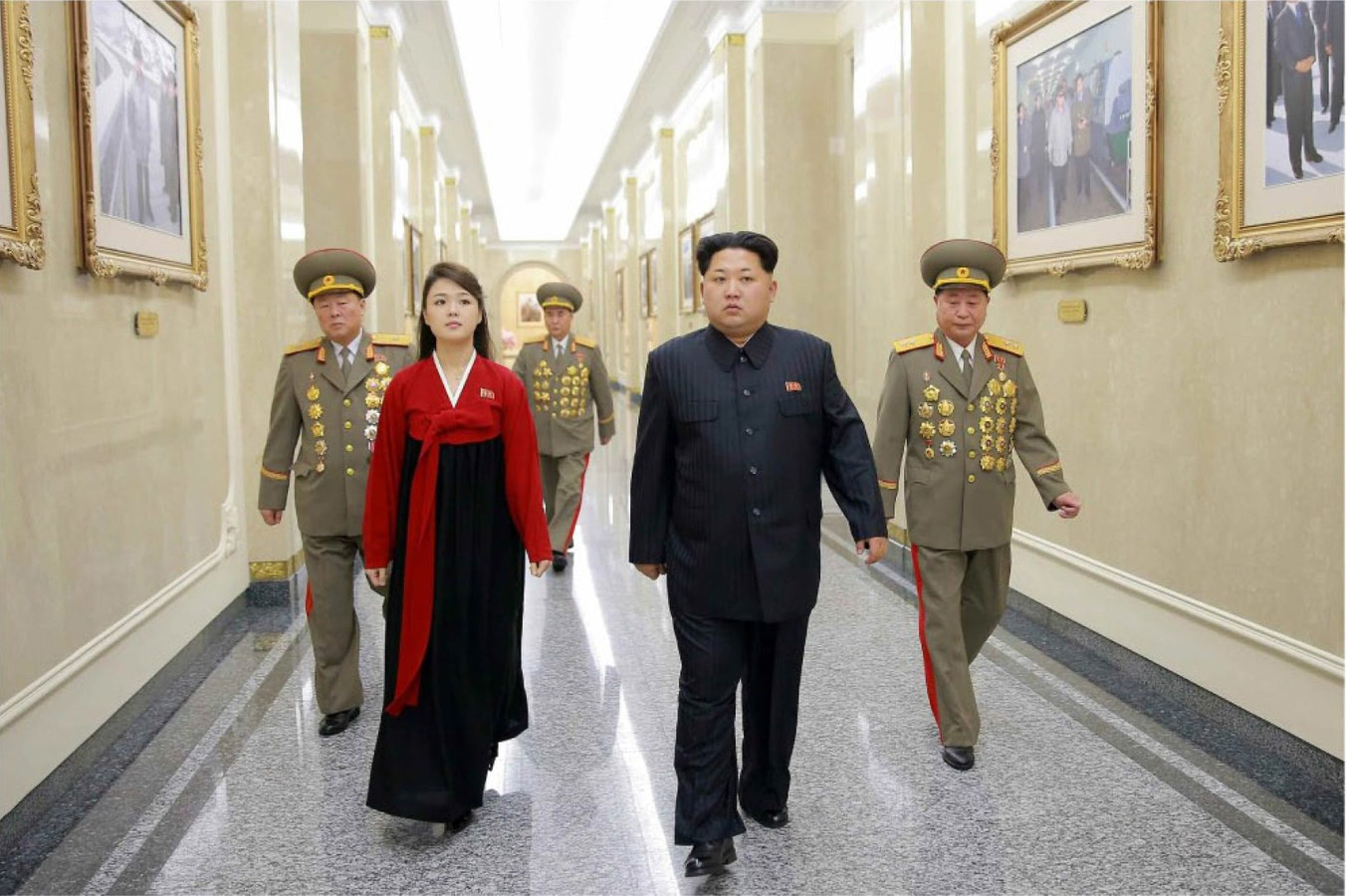 北朝鮮・金正恩総書記、「娘の写真」公開で勃発する妹・金与正氏の子供との権力闘争｜NEWSポストセブン