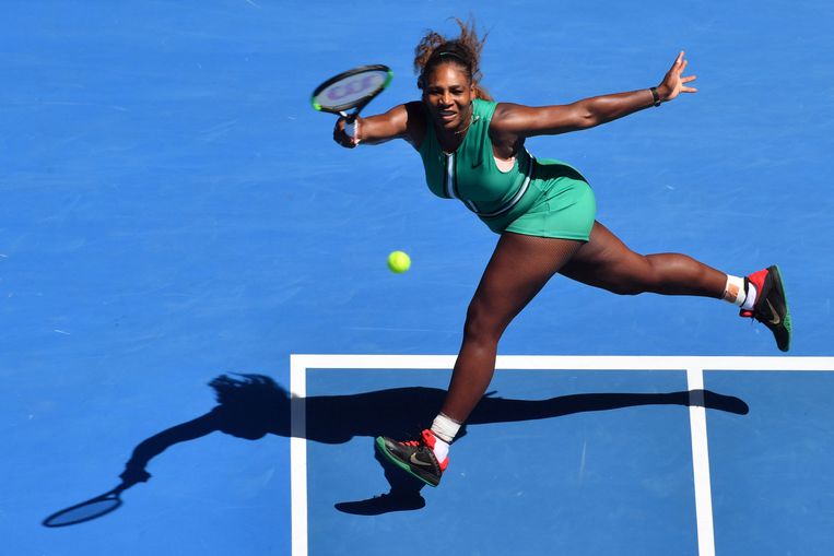 Serena Williams verloor in de kwartfinale van de Australian Open van de Tsjechische Karolina Pliskova. Beeld AFP
