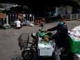 Peking test alle pakketkoeriers en voedselbezorgers op corona