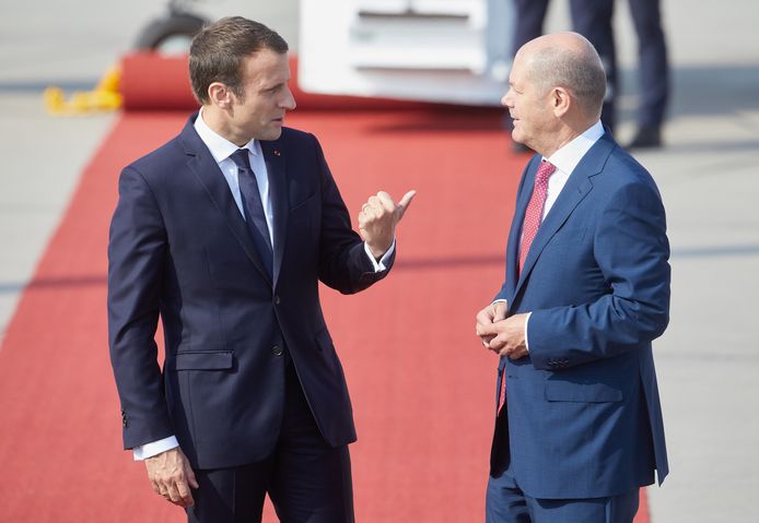 Emmanuel Macron en Olaf Scholz.