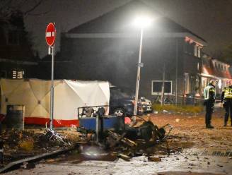 Nederlandse politie arresteert vier mensen na dodelijke vuurwerkexplosies