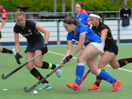 Hockeyster Cato van Tiel maakt de ene na de andere goal voor Olympia: ‘scoren geeft een lekker gevoel’