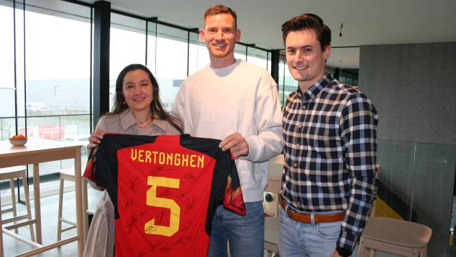 Deelnemers online veiling ontmoeten Rode Duivel Jan Vertonghen: “Zieke kinderen in beweging dankzij opbrengst”