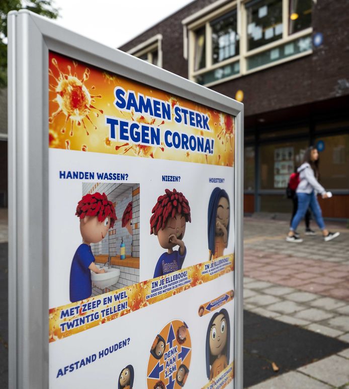 Illustratiebeeld van een toen nog geopende basisschool in Den Haag, Nederland.