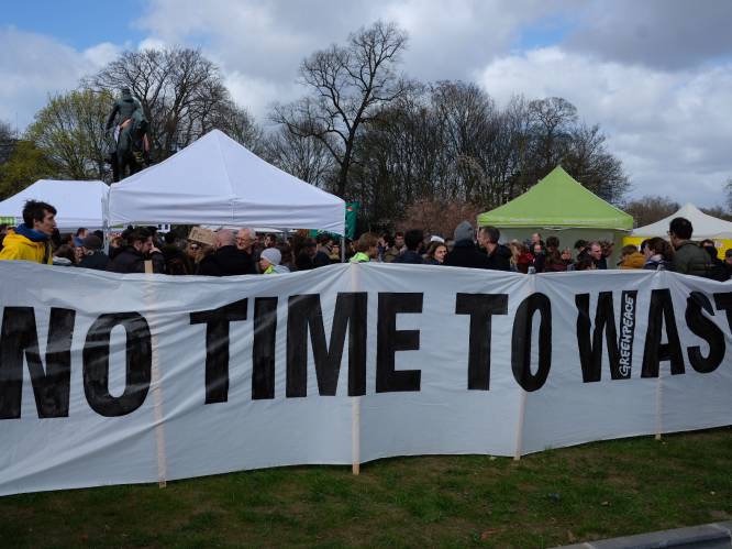 Klimaatactivisten eisen wijziging grondwet: MR zal herziening artikel 7bis steunen maar CD&V, Open Vld en N-VA blijven tegen