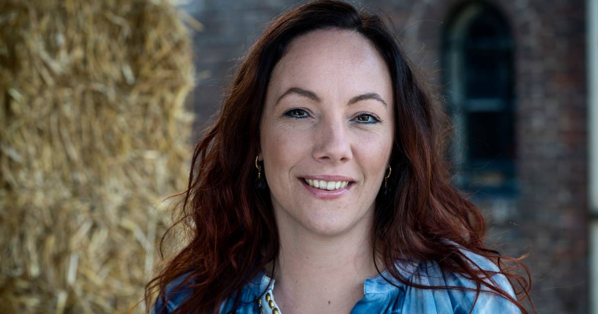 Drugsvaten gedumpt op terrein Boer Zoekt Vrouwboerin Michelle Show destentor.nl