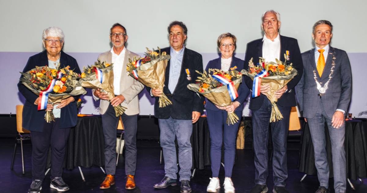 Deze vijf Duivenaren krijgen koninklijk lintje opgespeld
