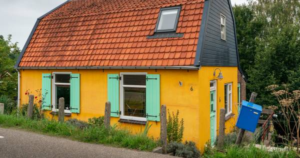 Geel huis op Zuilichemse dijk mag geel blijven - BD.nl