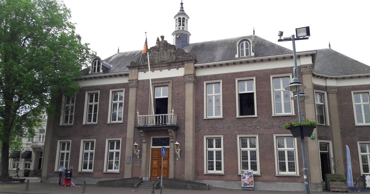 Verbouwing Oude Raadhuis Veghel officieel van start Uden, Veghel e.o