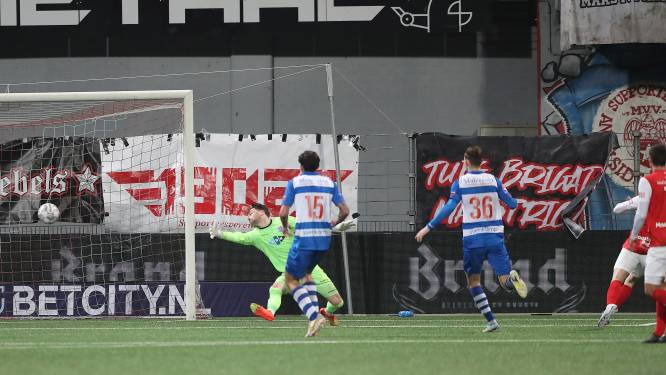 PEC Zwolle dankzij nederlaag onderweg naar uniek palindroomseizoen (met promotie)
