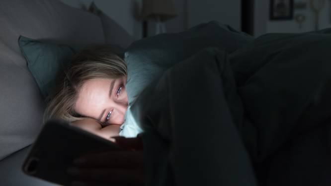 Comment passer de meilleures nuits? “Même une petite lumière dans votre chambre peut perturber votre sommeil”
